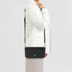 AIGNER Umhängetaschen<Zita Umhängetasche Leder 22 cm black coloured
