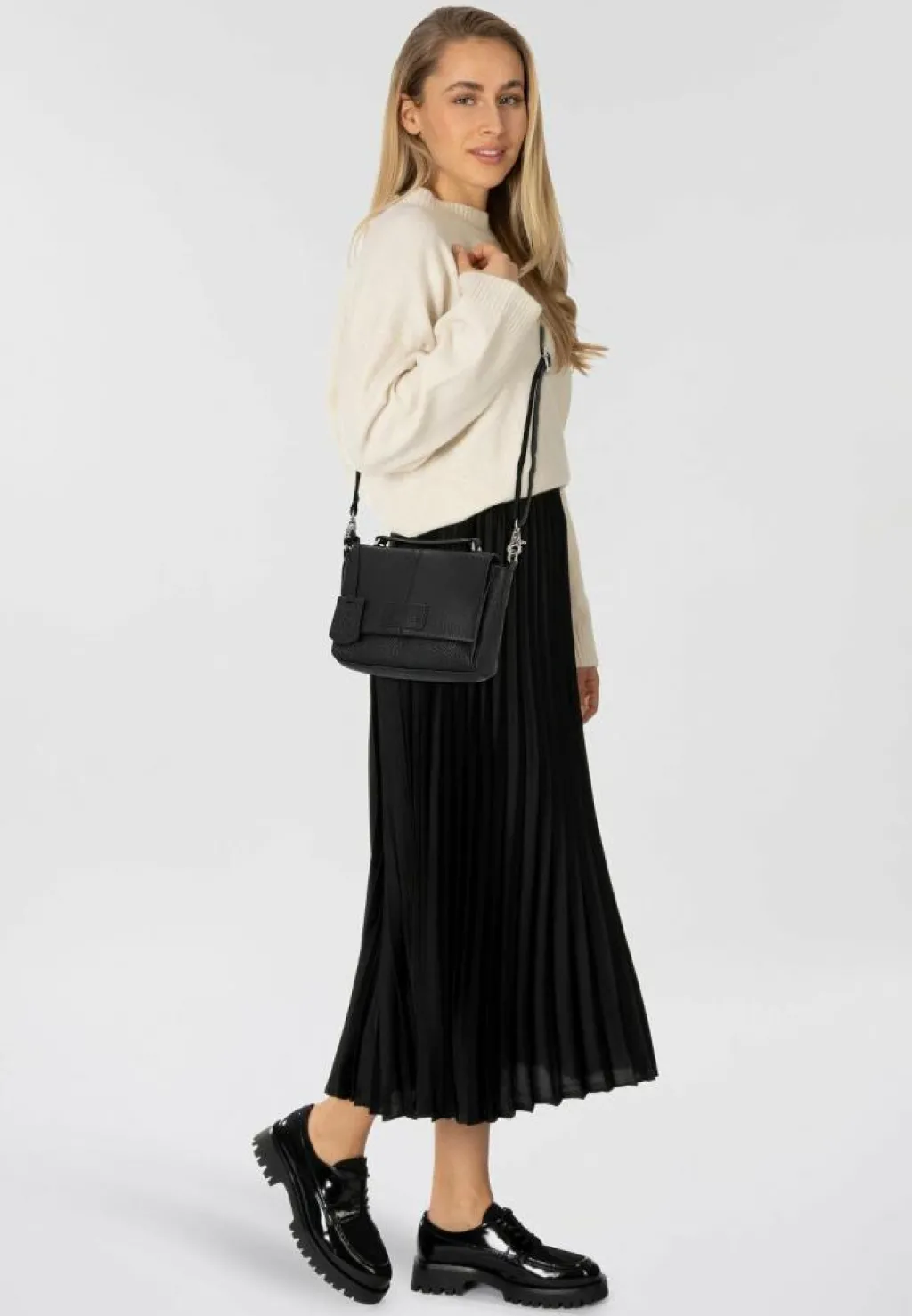 Burkely Mini Bags|Henkeltaschen<Soft Skylar Mini Bag Handtasche Leder 18 cm black