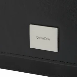 Calvin Klein Brace Umhängetasche 17 cm