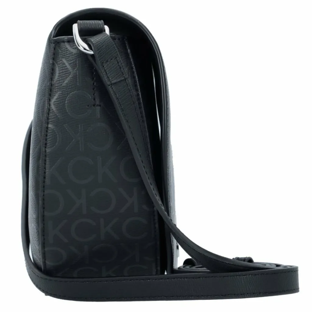 Calvin Klein Umhängetaschen<CK Daily Umhängetasche 23.5 cm mono-black