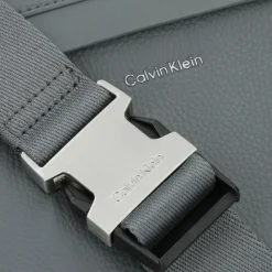 Outlet Calvin Klein CK Mixmedia Gürteltasche 24 cm blue