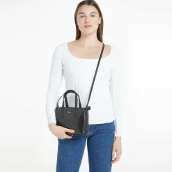 Calvin Klein Henkeltaschen<CK Must Handtasche 20 cm ck black