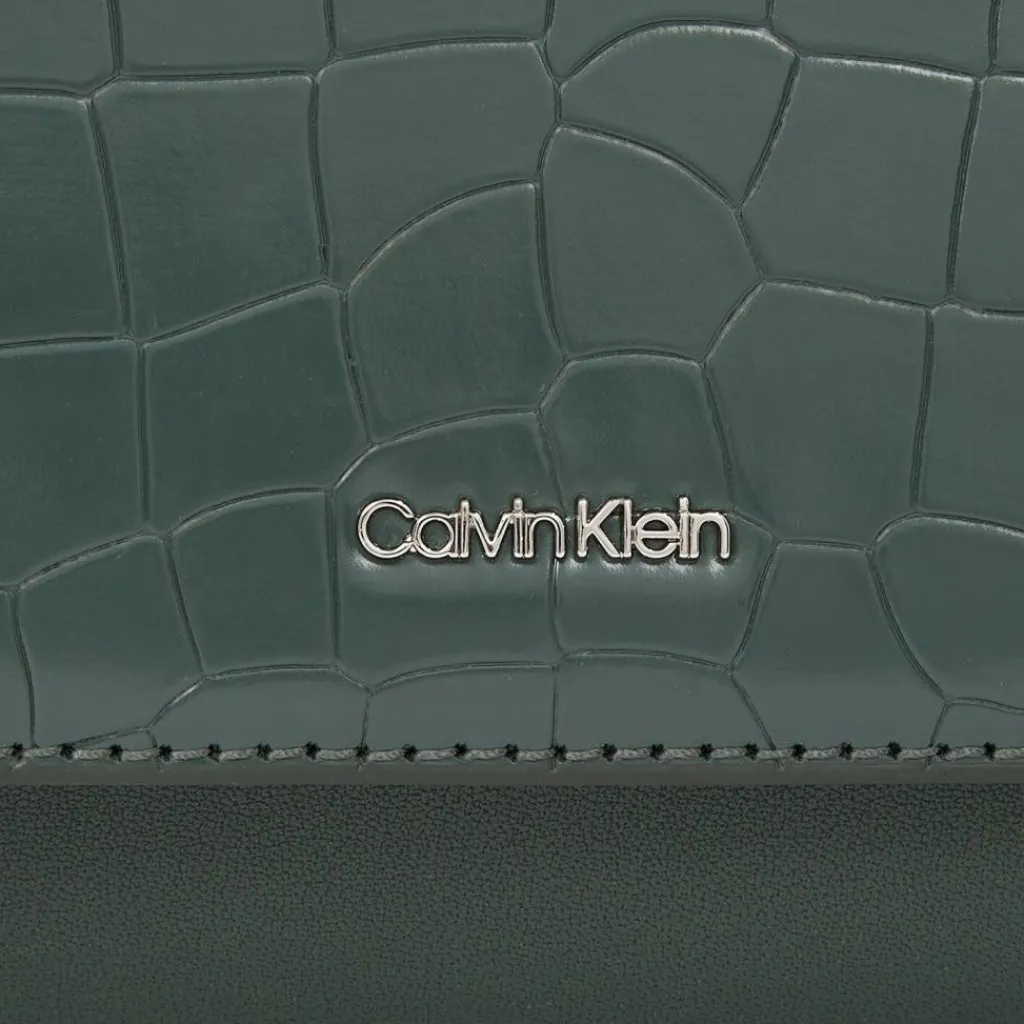 Calvin Klein CK Must Schultertasche 26.5 cm
