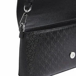 Online Calvin Klein CK Must Schultertasche 28 cm black