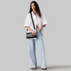 Discount Calvin Klein CK Must Schultertasche 26.5 cm ck black