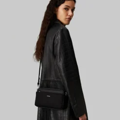 Best Calvin Klein CK Must Schultertasche 21.5 cm ck black mono jacquard