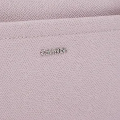 Calvin Klein Schultertaschen<CK Must Schultertasche 22 cm purple