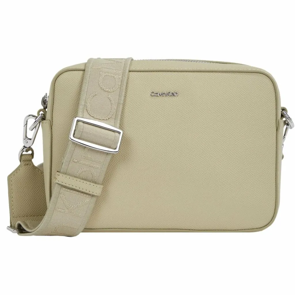 Calvin Klein Umhängetaschen<CK Must Umhängetasche 21.5 cm green