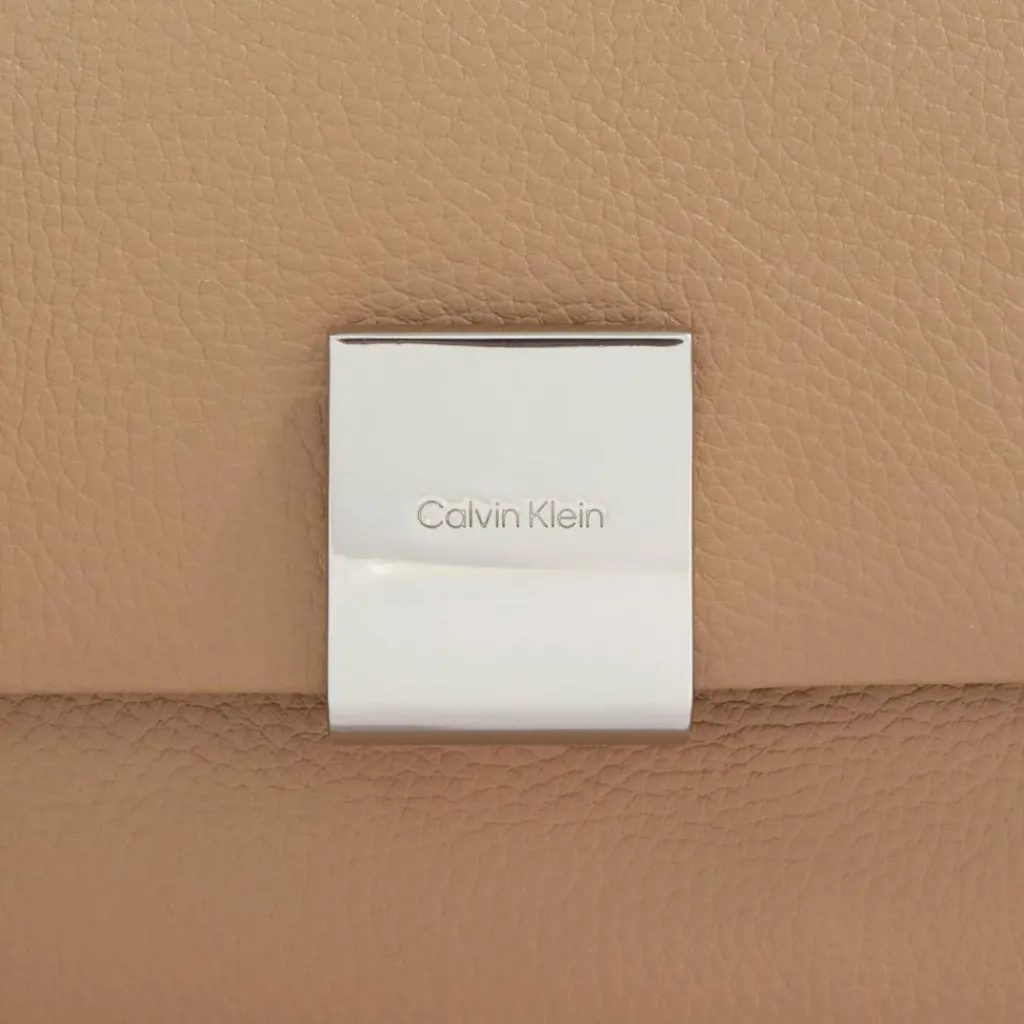 Calvin Klein CK Plaque Mini Bag Umhängetasche 17.5 cm