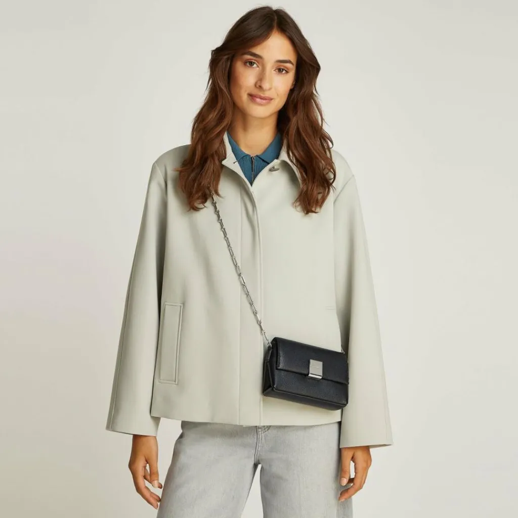 Calvin Klein CK Plaque Mini Bag Umhängetasche 17.5 cm