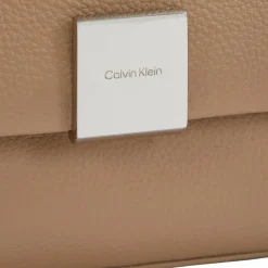 Calvin Klein Henkeltaschen|Schultertaschen<CK Plaque Schultertasche 28 cm amphora