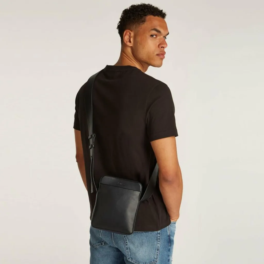 Calvin Klein CK Refined Mini Bag Umhängetasche 17 cm black