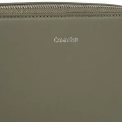 Calvin Klein CK Sleek Umhängetasche 23 cm