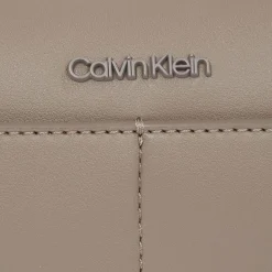 Calvin Klein Clean Essential Umhängetasche 20 cm