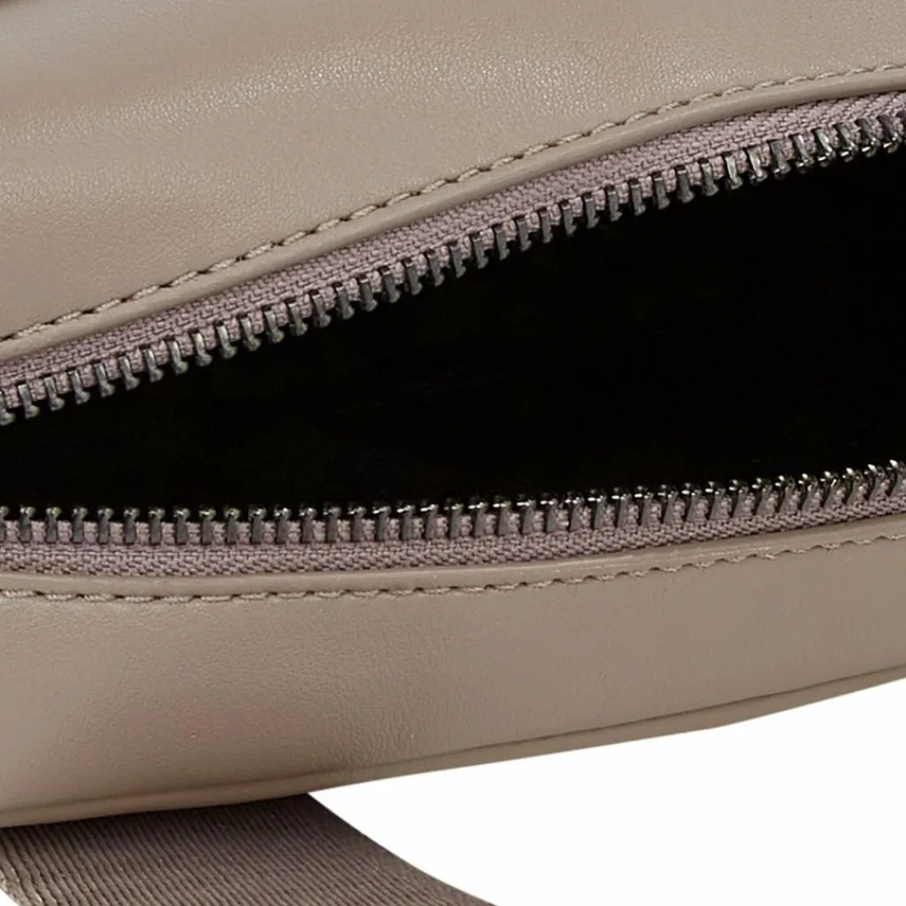 Calvin Klein Clean Essential Umhängetasche 20 cm