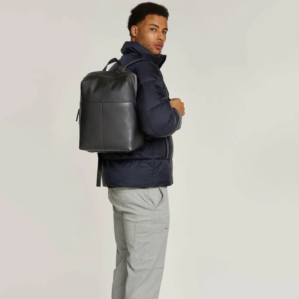 Calvin Klein Daypacks<Clean Essential Daypack 39 cm Laptopfach ck black