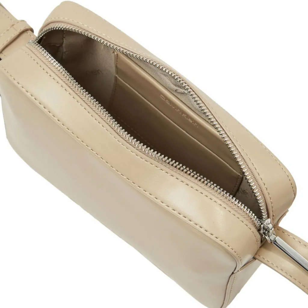 Calvin Klein Umhängetaschen<Embossed Umhängetasche 22.5 cm brown