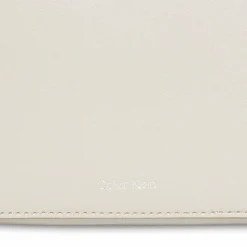 Calvin Klein Umhängetaschen<Foil Umhängetasche 21 cm desert taupe