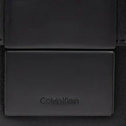 Calvin Klein Iconic Plaque Mini Bag Umhängetasche 13 cm ck black