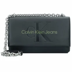 Calvin Klein Jeans Umhängetaschen<Sculpted Umhängetasche 25 cm black-dark juniper