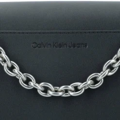 Calvin Klein Jeans Umhängetaschen<Sculpted Umhängetasche 25 cm black-dark juniper