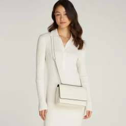 Calvin Klein Jeans Schultertaschen|Henkeltaschen<Sculpted Deboss Schultertasche 25 cm birch