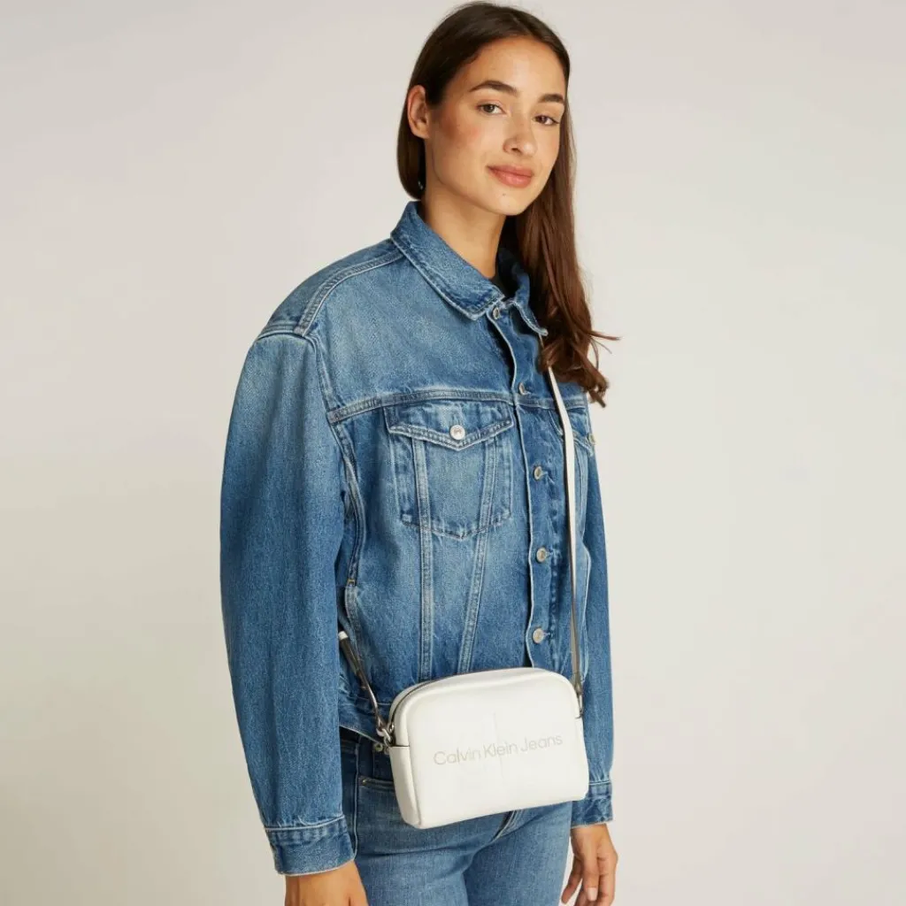 Calvin Klein Jeans Umhängetaschen|Mini Bags<Sculpted Mini Bag Umhängetasche 18 cm white