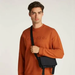 Calvin Klein Jeans Umhängetaschen<Ultralight Umhängetasche 21 cm black