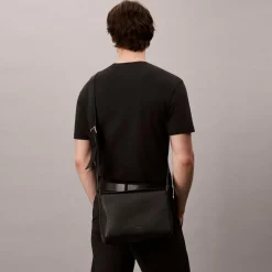 New Calvin Klein Micro Pebble Messenger 27 cm black