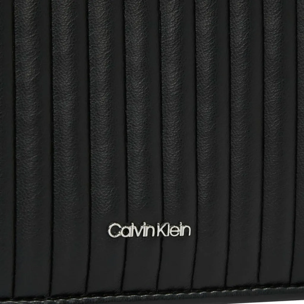 Calvin Klein Mini Line Quilt Schultertasche 26 cm