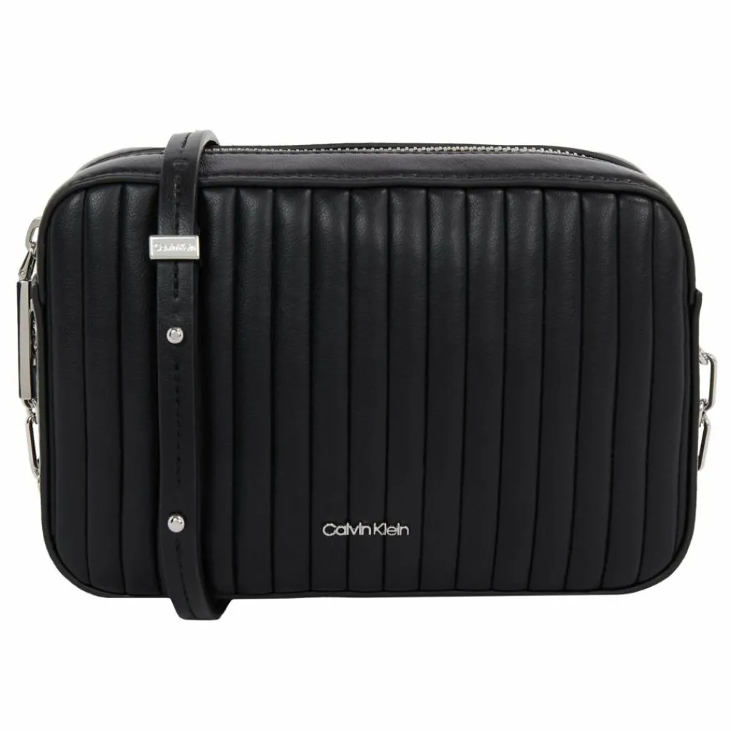 Calvin Klein Umhängetaschen<Mini Line Quilt Umhängetasche 19.5 cm black