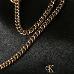 Calvin Klein Minimal Schultertasche 26 cm