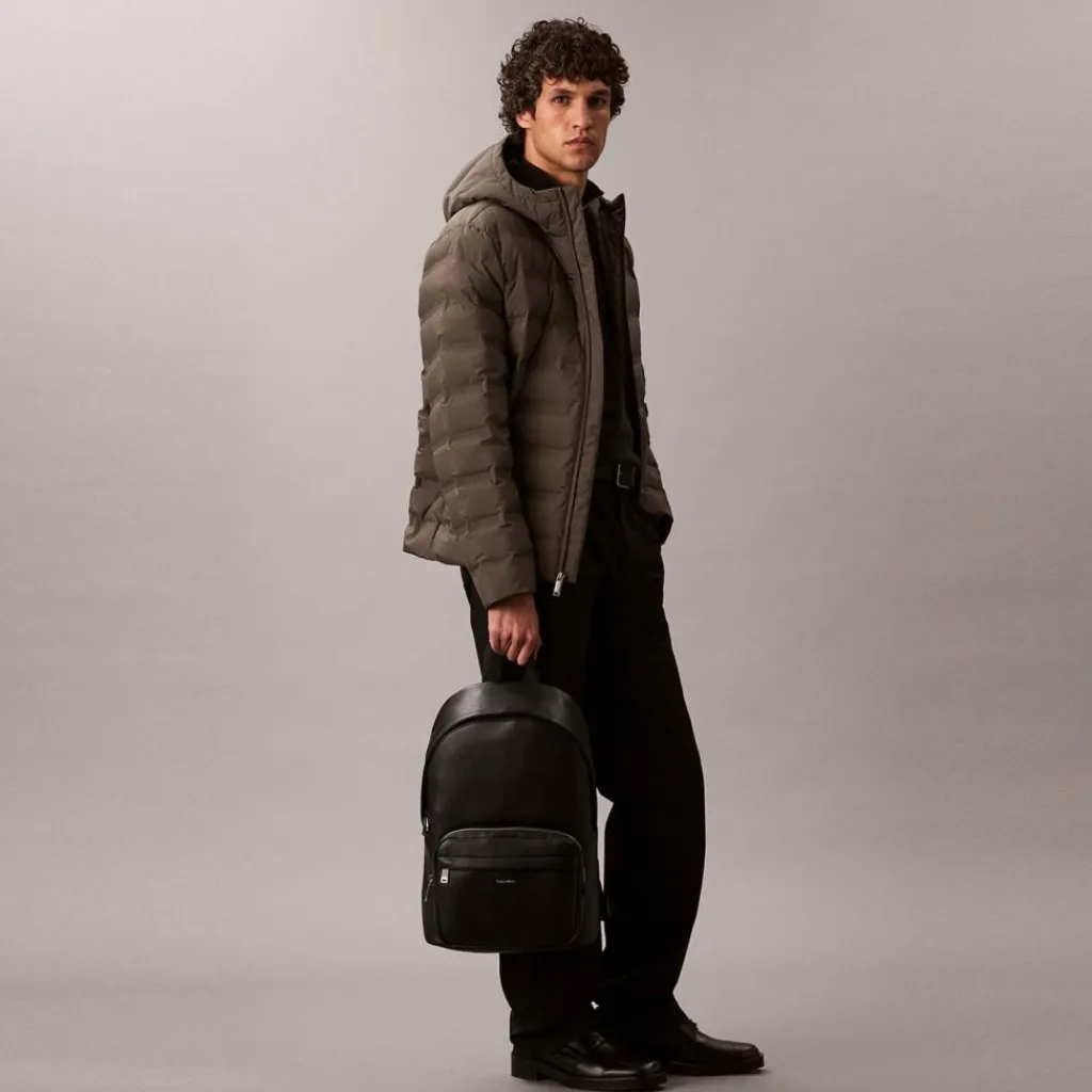 Outlet Calvin Klein Raised Daypack 45 cm Laptopfach black