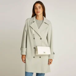 Clearance Calvin Klein Re-Lock Umhängetasche 24 cm white