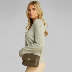 Hot Calvin Klein Re-Lock Umhängetasche 21 cm green 1