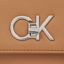 Calvin Klein Umhängetaschen<Re-Lock Umhängetasche 20 cm lion