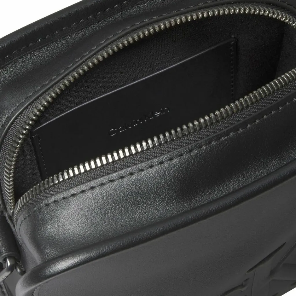 Calvin Klein Umhängetaschen<Sculpted Umhängetasche 17 cm black