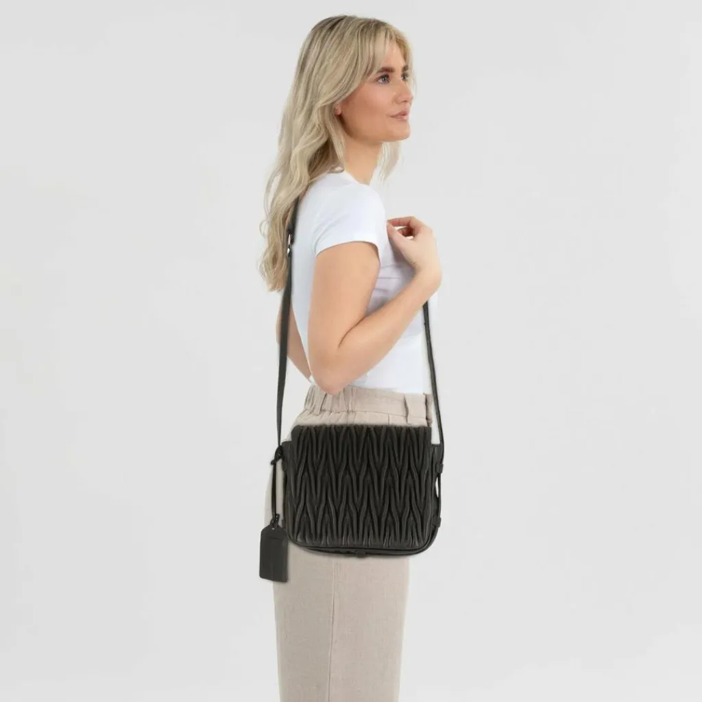 New Cowboysbag Dallas Umhängetasche Leder 22 cm black