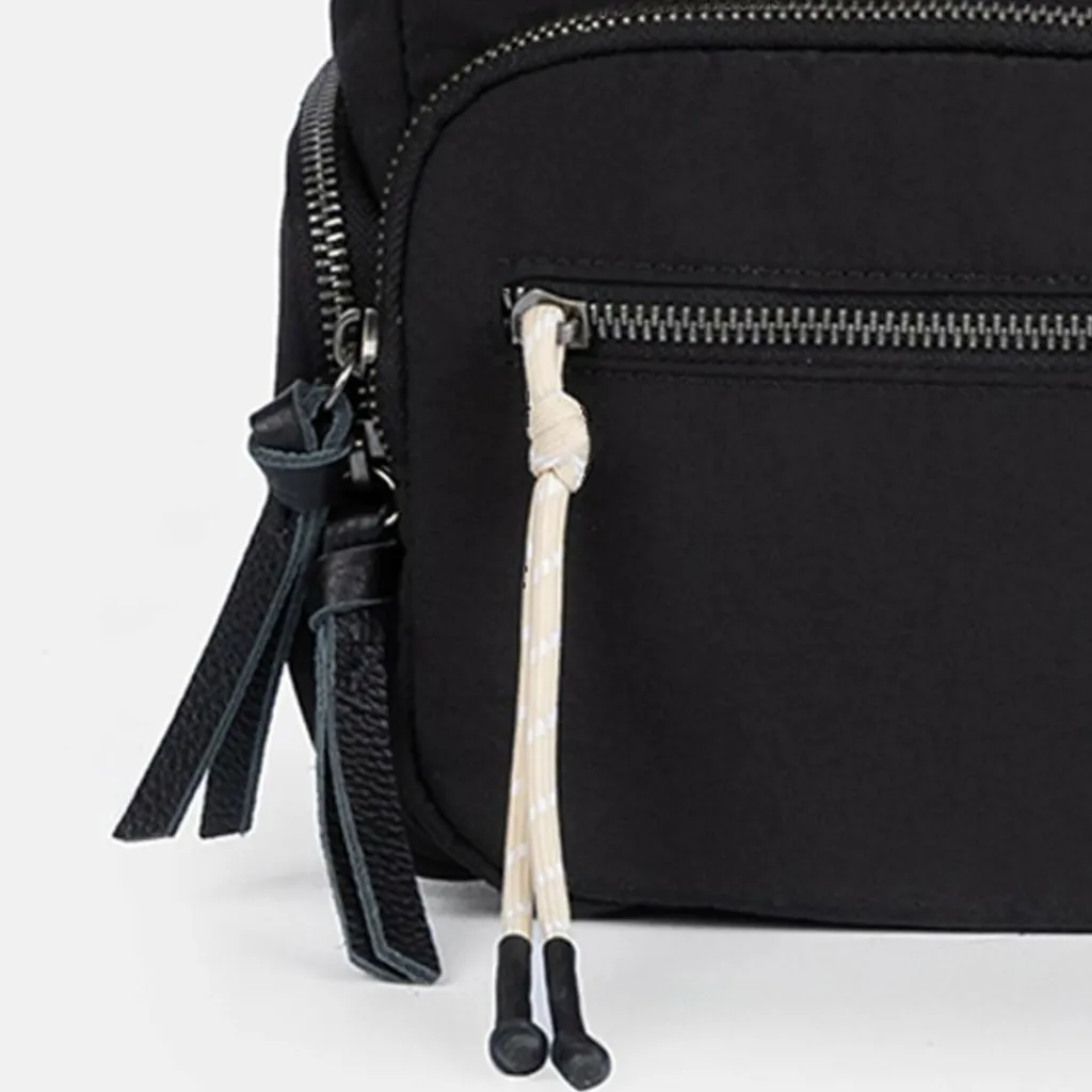 FredsBruder Umhängetaschen<Friends For Life Umhängetasche 24.5 cm black