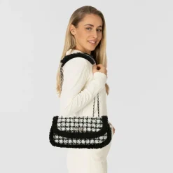 Guess Schultertaschen<Christi Schultertasche 29 cm black multi