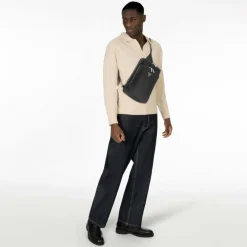 Guess Umhängetaschen<Milano Umhängetasche 26 cm black