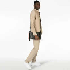 Guess Umhängetaschen<Milano Umhängetasche 21.5 cm dark black