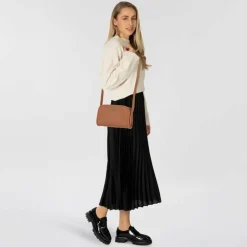 Lacoste Umhängetaschen<LG Elegance Umhängetasche S 20.5 cm argan oil