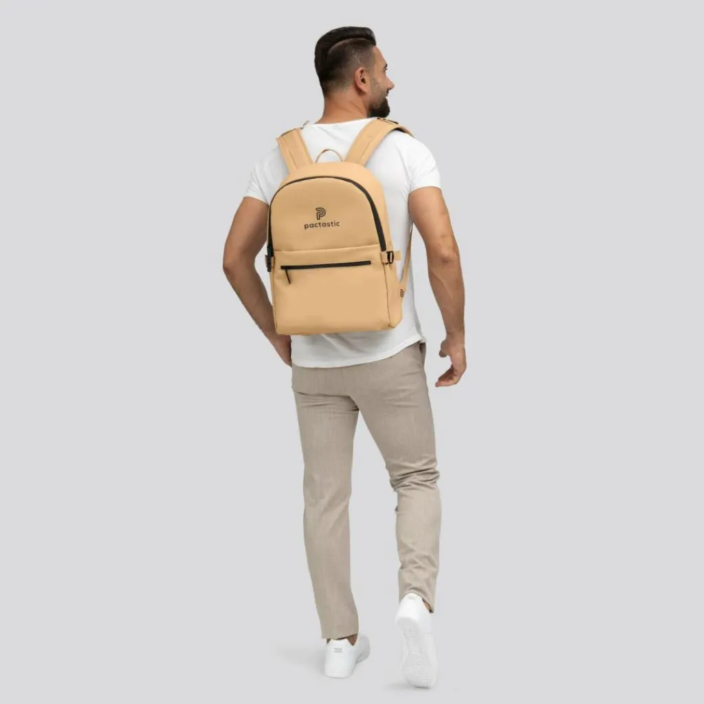 Pactastic Daypacks<Urban Collection Daypack 44 cm Laptopfach beige