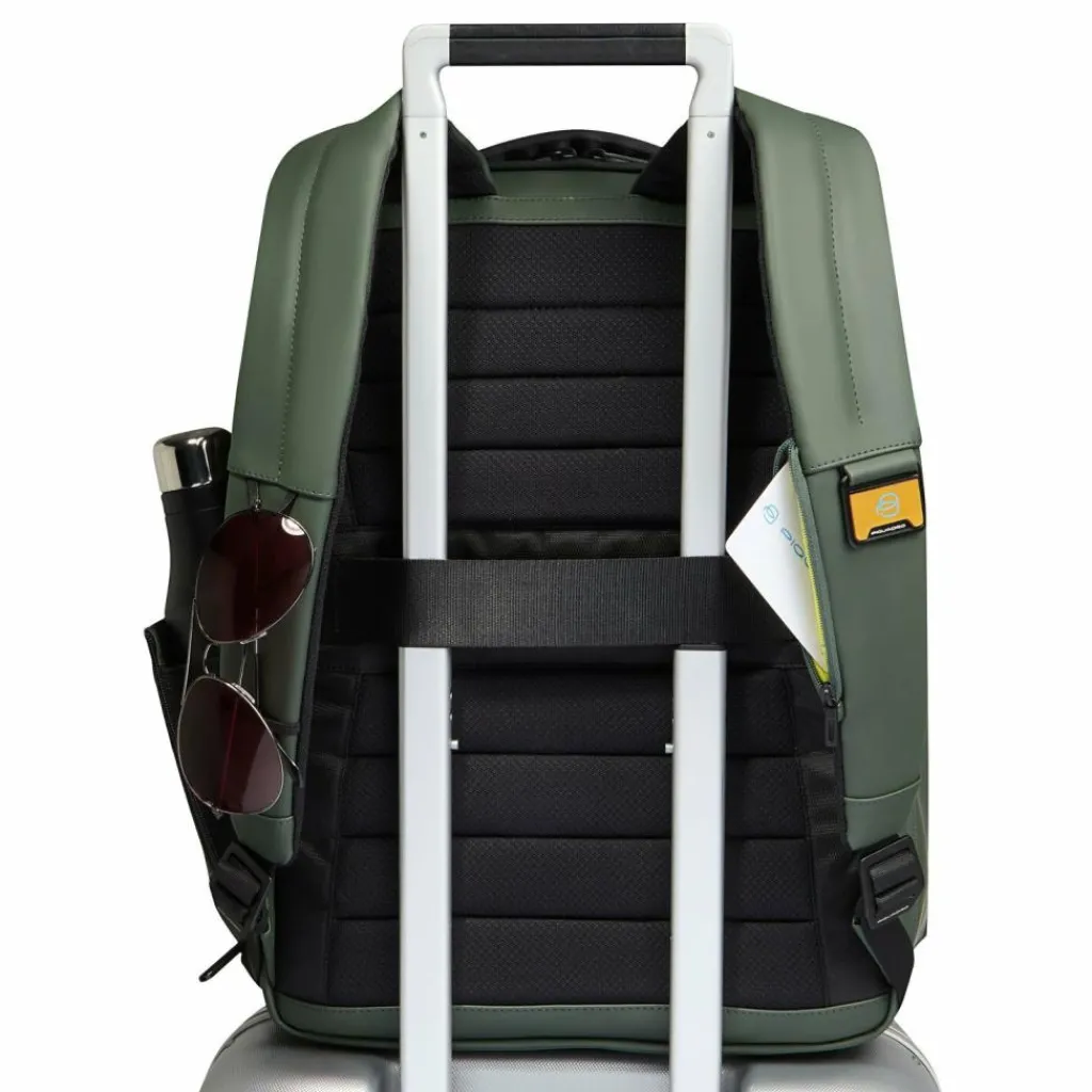 Outlet Piquadro Corner Daypack RFID Schutz 43 cm Laptopfach green