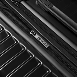 Redolz Essentials 18 4 Rollen Trolley 76 cm mit Dehnfalte metallic-black shiny