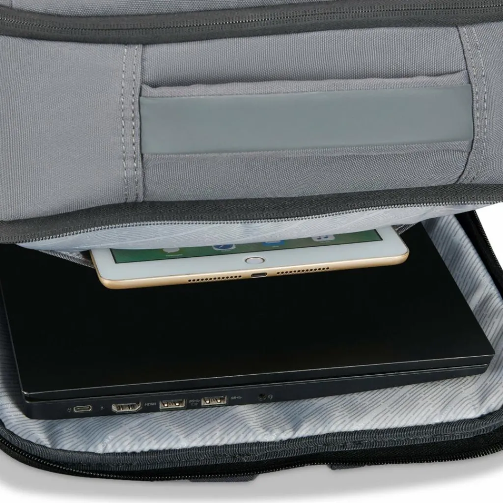 Roncato Daypacks<Clayton Daypack 44 cm Laptopfach nero