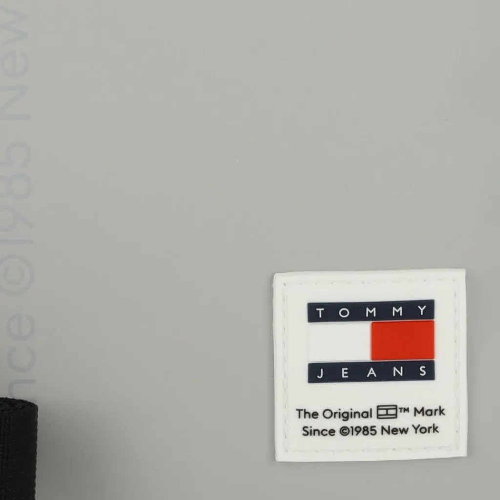 Tommy Hilfiger Jeans TJM Daily Umhängetasche 16 cm horizon grey