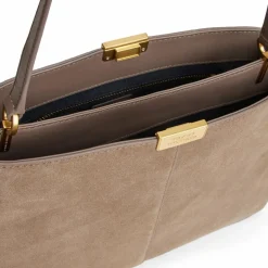 Tommy Hilfiger Henkeltaschen|Schultertaschen<TH Casual Schultertasche Leder 35 cm beige