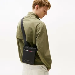 Outlet Tommy Hilfiger TH Central Mini Bag Umhängetasche 17 cm black